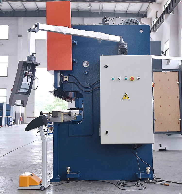 100t Cnc Metal Bending Machines, 3200 Mm Cnc Sheet Press Brake With E21 Máy uốn kim loại 100t Cnc, Phanh ép tấm 3200 Mm Cnc với E21