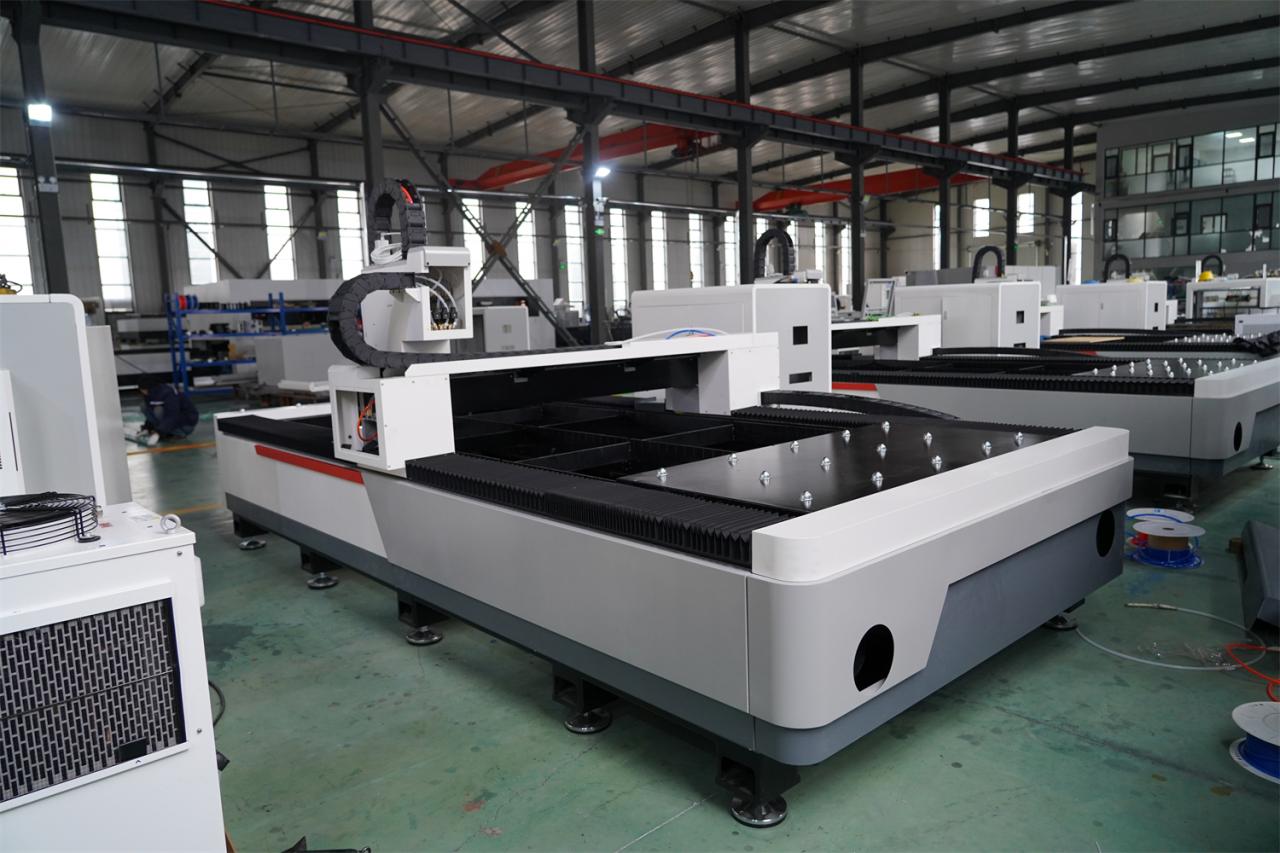 3015 4kw 1kw 2kw 3kw Stainless Steel Cnc Fiber Laser Cutting Machine Máy cắt Laser sợi quang Cnc bằng thép không gỉ 3015 4kw 1kw 2kw 3kw