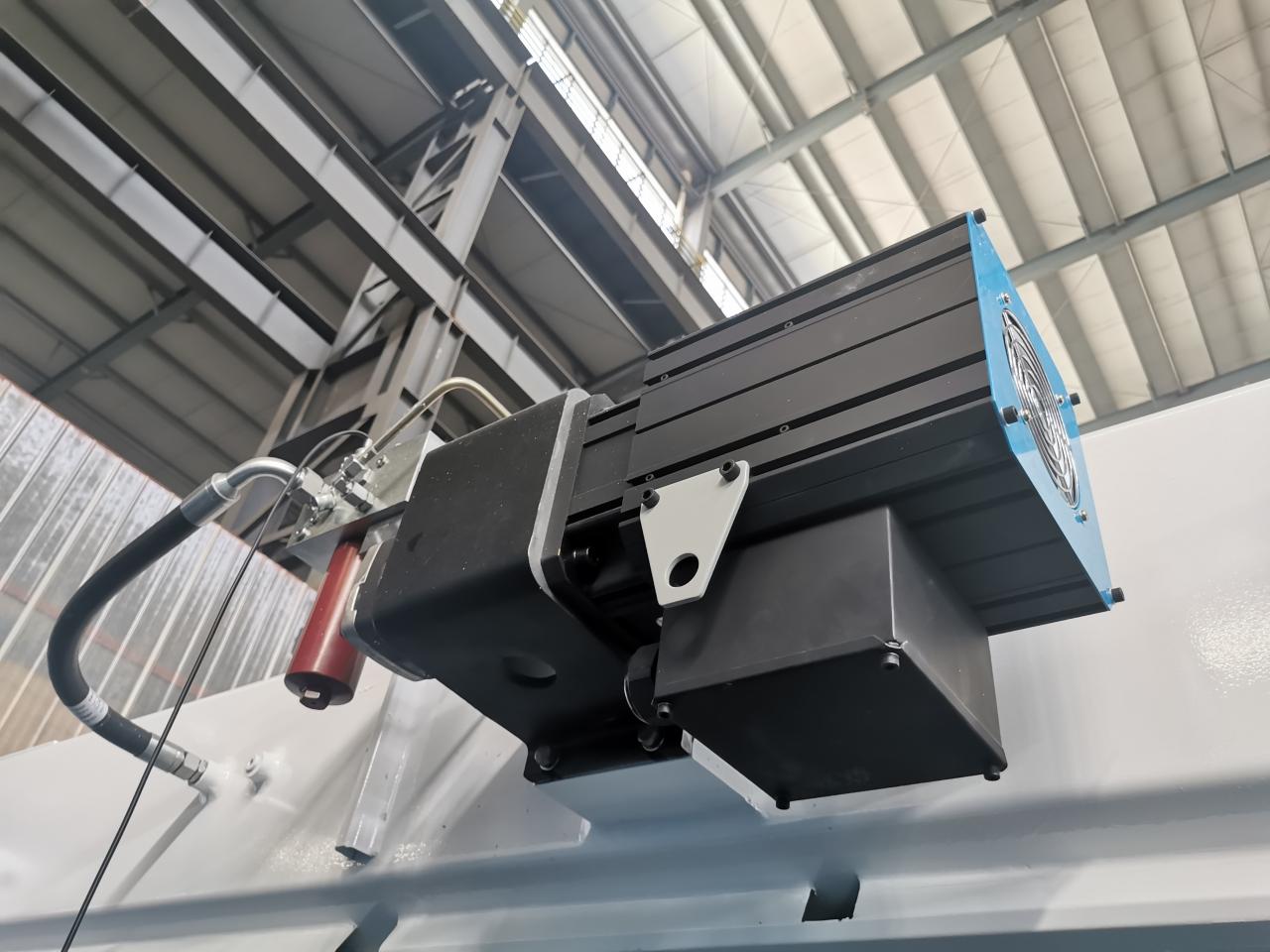 4 Axis Cnc Tandem Press Brake With Delem Da58t 2d Graphical Controller Phanh báo chí 4 trục Cnc Tandem với Bộ điều khiển đồ họa 2d Delem Da58t