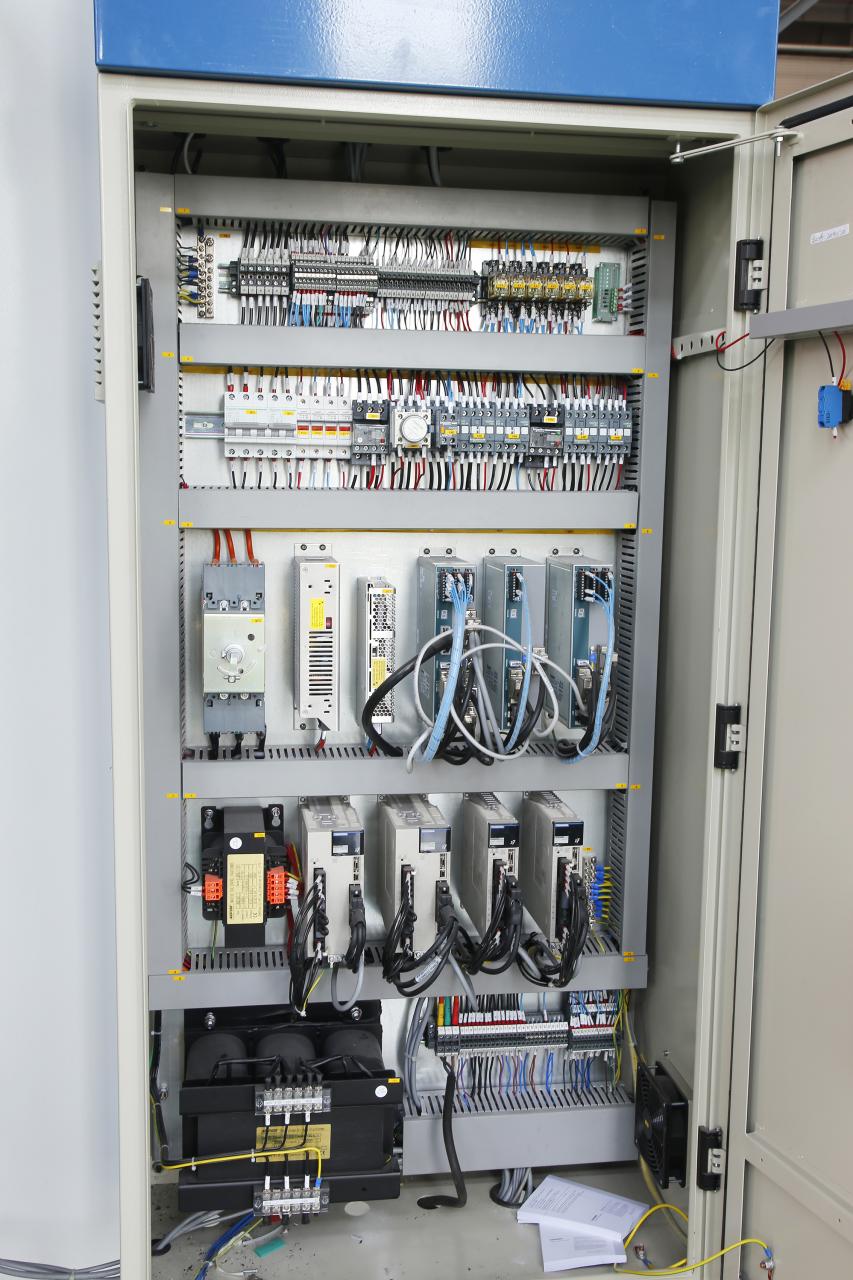 4 Axis Cnc Tandem Press Brake With Delem Da58t 2d Graphical Controller Phanh báo chí 4 trục Cnc Tandem với Bộ điều khiển đồ họa 2d Delem Da58t