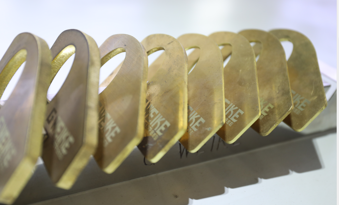 Máy cắt laser sợi quang 4kw