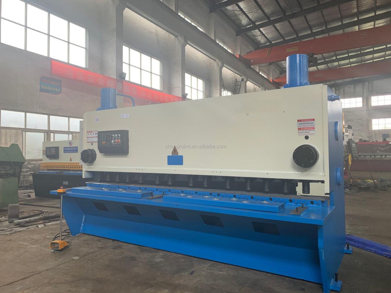 4mmx2500 Hydraulic Shearing Steel Plate Cutting Machinery Steel Plate Shear Máy cắt thép tấm thủy lực 4mmx2500 Máy cắt thép tấm