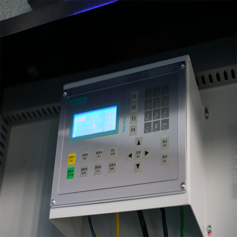 Máy cắt laser sợi kim loại thép 5mm Giá tấm Cnc