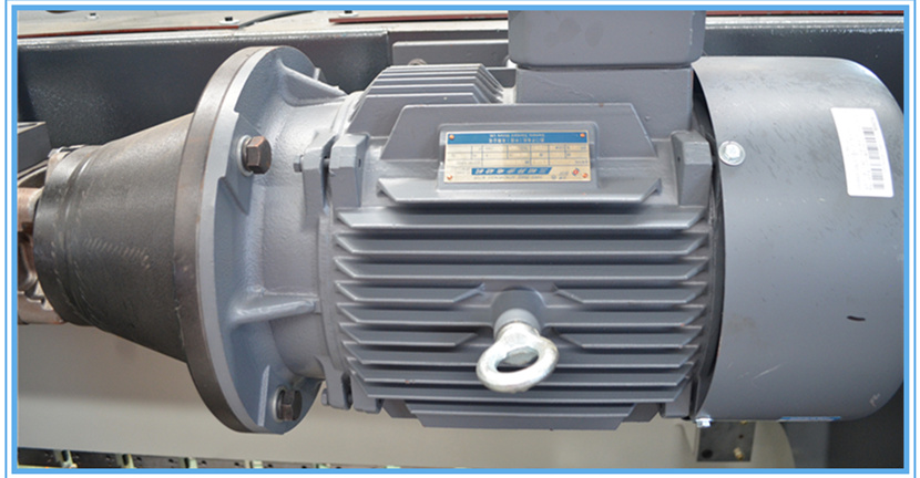 60t Q35-16 Hydraulic Ironworker Shearing Punching Bending And Notching Machine Máy cắt sắt thủy lực 60t Q35-16 Máy uốn và khía