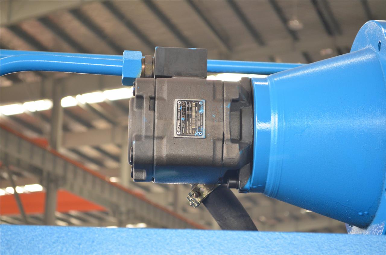 6*3200mm Guillotine Shears Metal Shear Hydraulic Iron Sheet Cutting Shearing Machine Máy cắt tôn 6 * 3200mm Máy cắt kim loại Máy cắt tấm sắt thủy lực