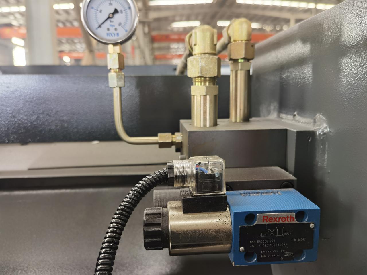 Máy cắt tấm thép không gỉ 6x3200mm, Máy cắt tấm sắt tự động