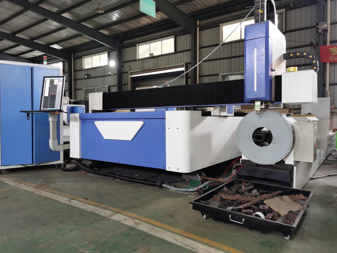 8mm 10mm Carbon Steel Laser Cutter 1530 4020 Cnc Fiber Laser Cutting Machine Máy cắt bằng thép cacbon 8mm 10mm Máy cắt bằng sợi quang 1530 4020 Cnc