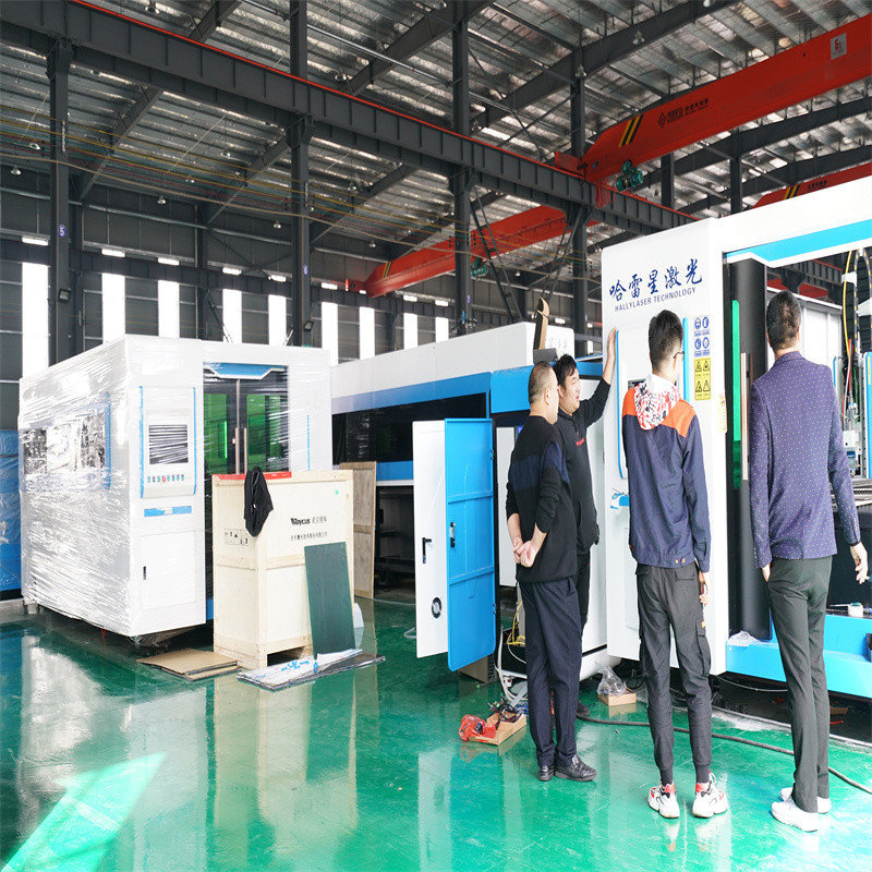 Máy cắt Laser sợi kim loại tấm Cnc