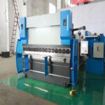 Phanh ép thủy lực Wc67y-125 Tấn / 3200mm