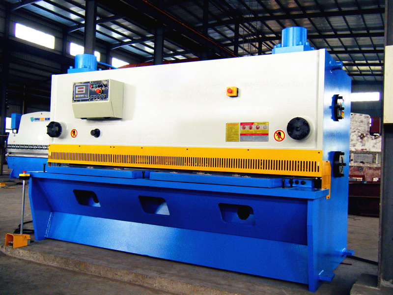 Aluminium Cutting Machine Hydraulic Guillotine Shearing Machine Pendulum Plate Shears Máy cắt nhôm Máy cắt thủy lực Máy cắt bằng con lắc Máy cắt tấm
