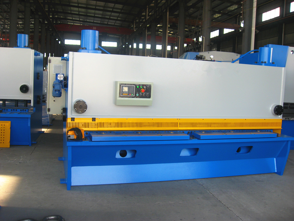 Aluminium Cutting Machine Hydraulic Guillotine Shearing Machine Pendulum Plate Shears Máy cắt nhôm Máy cắt thủy lực Máy cắt bằng con lắc Máy cắt tấm
