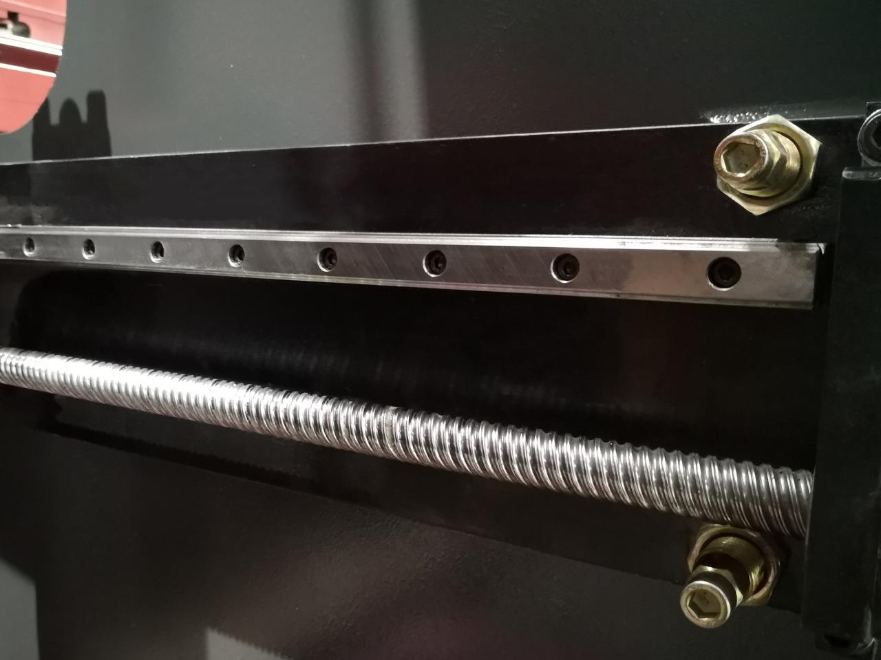 Delem Da66t 125 3 + 1 4 + 1 6 + 1 8 + 1 Cnc Phanh ép thủy lực để uốn tấm kim loại