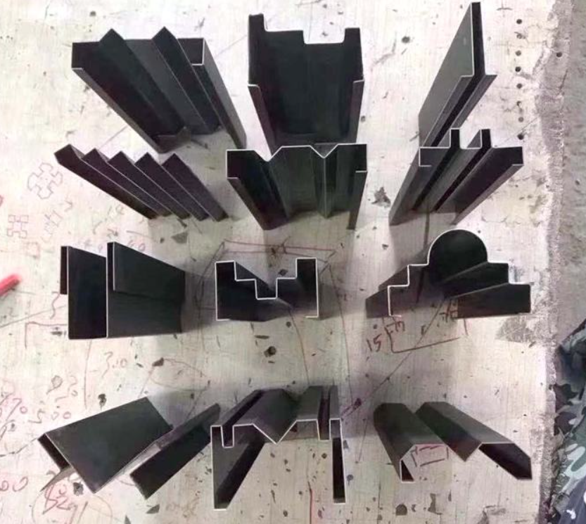 Wc67yk 80 100 160 200 Ton 3200mm E21 Nc Sheet Metal Oil Hydraulic Press Brake Price Wc67yk 80 100 160 200 Tấn 3200mm E21 Nc Tấm kim loại Dầu ép thủy lực Giá phanh